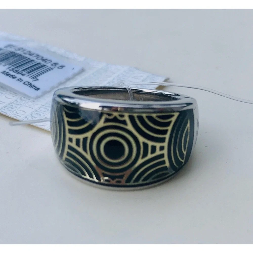 EMPORIO ARMANI LADIES POLISHED STAINLESS STEEL +‎ ONYX CIRCLE PATTERN RING, 6.5